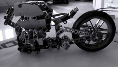 Susul Hero MotoCorp, TVS Mulai Bermain di Segmen Motor Listrik Susul Hero MotoCorp, TVS Mulai Bermain di Segmen Motor Listrik