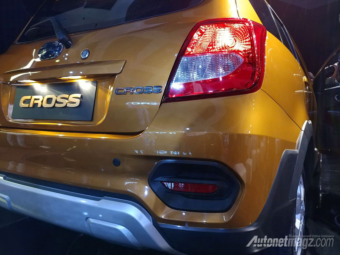 Berita, Datsun-CROSS-rear-view: Datsun CROSS Resmi Meluncur, Punya Stability Control!