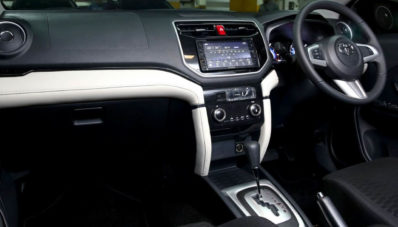 Test Drive Toyota Rush 2018 : Terasa Lebih Baik