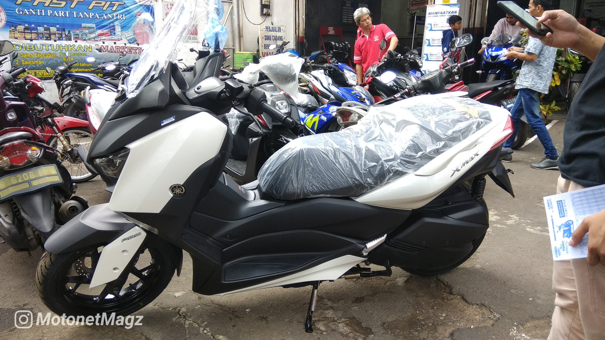 Berita, Harga Yamaha X-Max 250 cicilan: Calo Meracuni Inden Online Yamaha X-Max 250