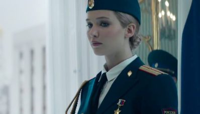 BMW Seri 7 Dampingi Jeniffer Lawrence di Film Red Sparrow