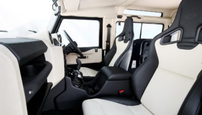 Land Rover Defender Kembali Dengan Mesin V8 400hp! Land Rover Defender Kembali Dengan Mesin V8 400hp!