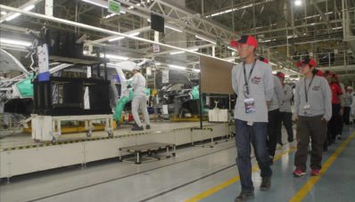 Mitsubishi Ajak Media Kunjungi Pabrik Perakitannya Mitsubishi Ajak Media Kunjungi Pabrik Perakitannya