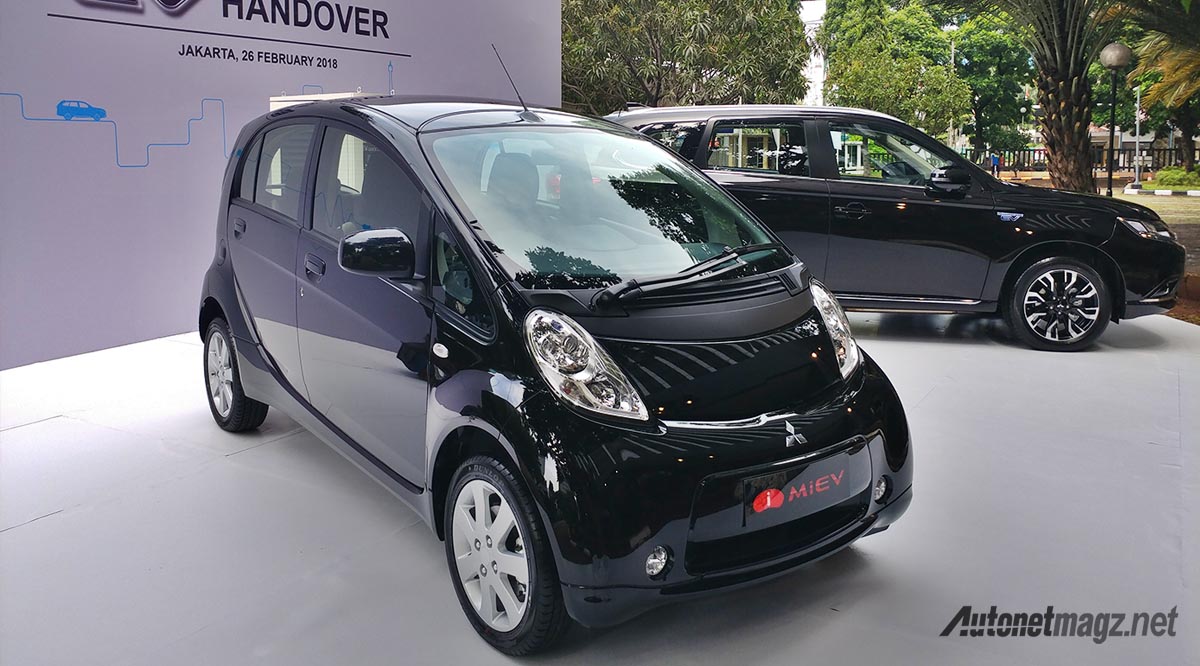 Mitsubishi, mitsubishi i-miev indonesia: Mitsubishi Indonesia Berikan Mobil Hybrid dan Listrik ke Pemerintah