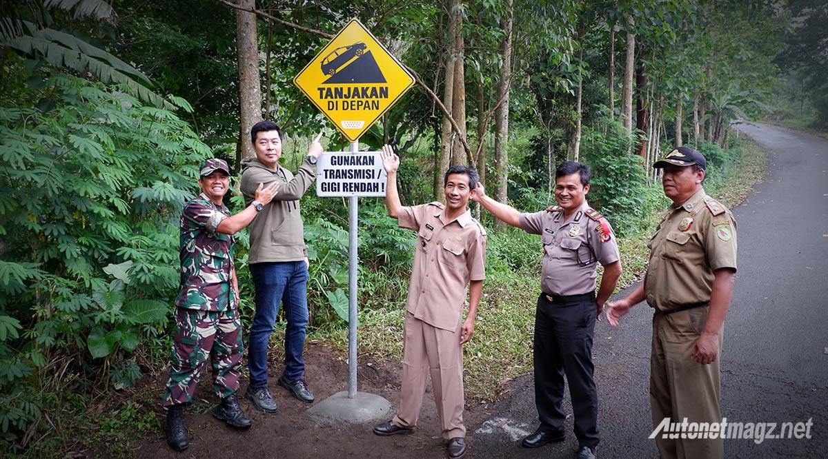 Honda, the braver journey honda csr program kamojang garut rambu lalu lintas: Honda Indonesia Sumbang Rambu Lalu Lintas di Kamojang