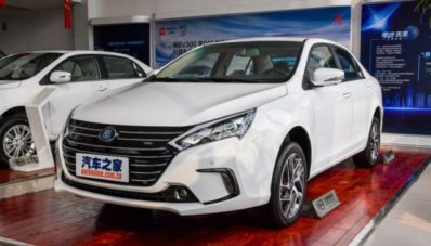 BYD Qin, Sedan Hybrid Baru Dari Dataran China BYD Qin, Sedan Hybrid Baru Dari Dataran China
