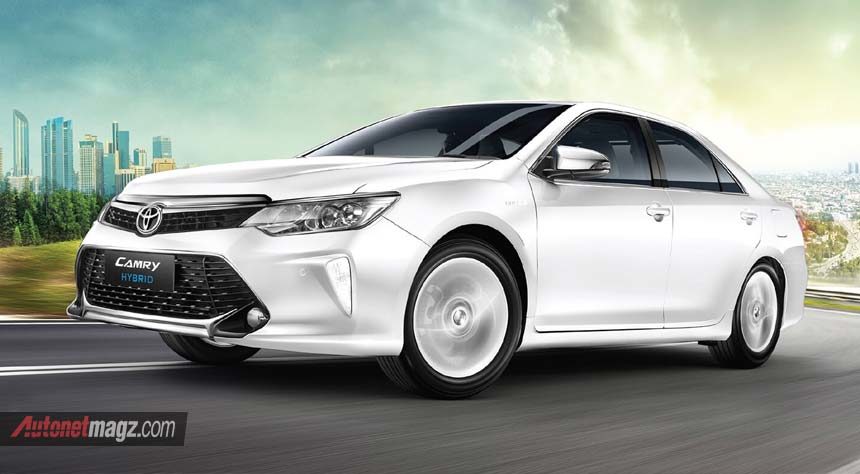 Toyota Camry Hybrid Kembali Diproduksi di India Toyota Camry Hybrid Kembali Diproduksi di India