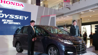Honda Odyssey Facelift 2018 Meluncur Dengan Smart Parking Assist! Honda Odyssey Facelift 2018 Meluncur Dengan Smart Parking Assist!