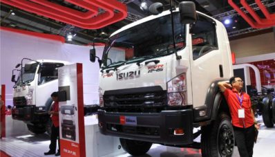 Honda Odyssey Facelift 2018 Meluncur Dengan Smart Parking Assist! Honda Odyssey Facelift 2018 Meluncur Dengan Smart Parking Assist!