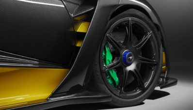 Baru Diluncurkan, McLaren Senna Diberi Paket Karbon!