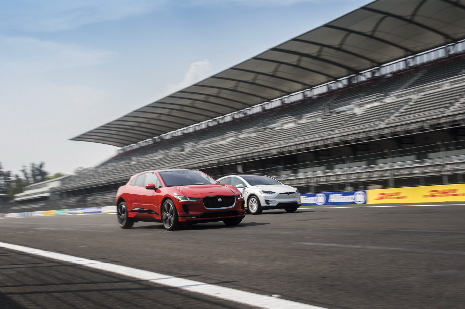 Geneva International Motor Show, New-Jaguar-i-Pace-103: Jaguar I-Pace : Siap Melawan Tesla Model X