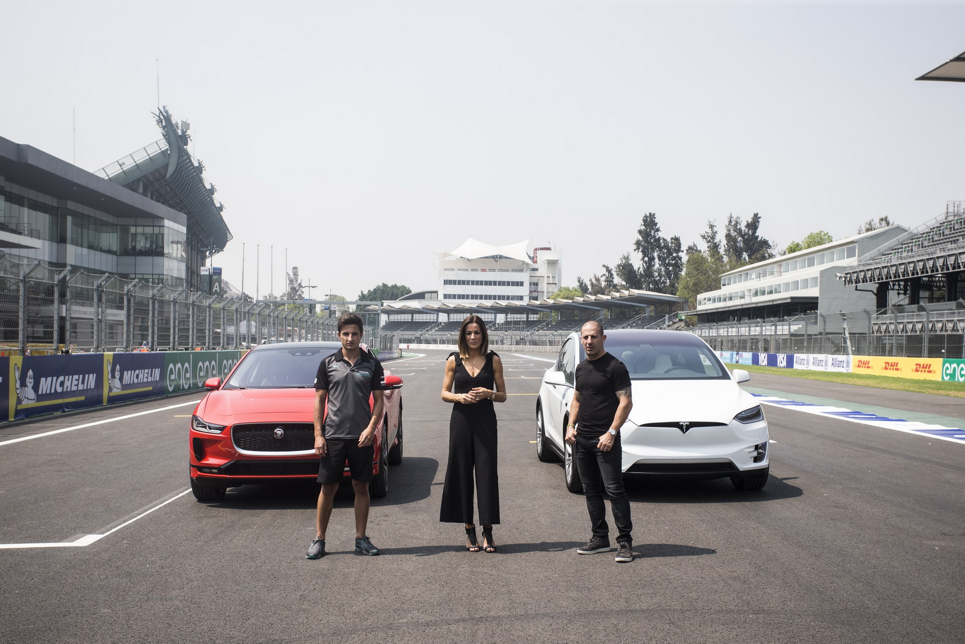Geneva International Motor Show, New-Jaguar-i-Pace-113: Jaguar I-Pace : Siap Melawan Tesla Model X