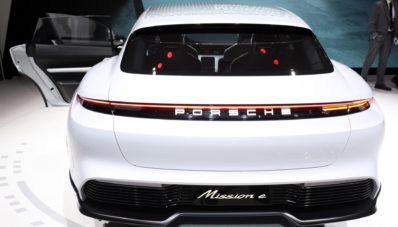 Porsche Mission E Cross Turismo : Panamera Listrik Jangkung Dikit Porsche Mission E Cross Turismo : Panamera Listrik Jangkung Dikit