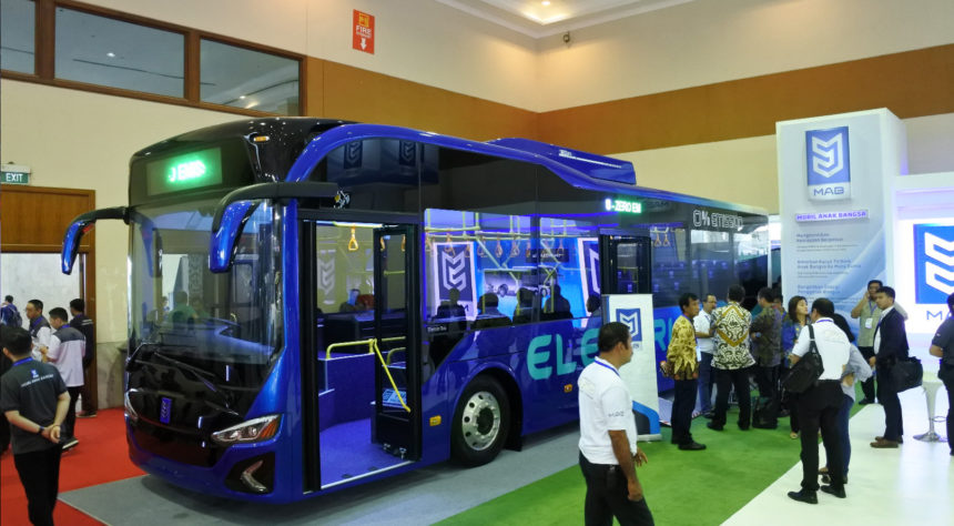 Bus Listrik MAB Moeldoko Lulus Uji Tipe, Langsung Kebanjiran Pesanan Bus Listrik MAB Moeldoko Lulus Uji Tipe, Langsung Kebanjiran Pesanan