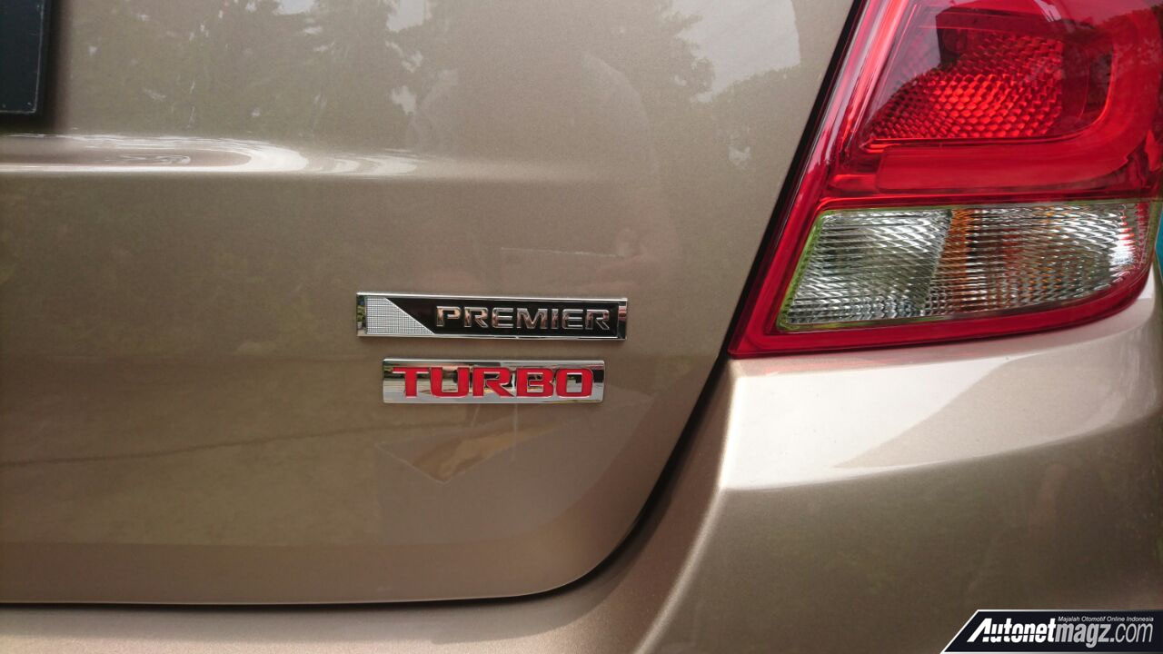 Mobil Baru, emblem Chevrolet Trax Premier: Chevrolet Trax Premier Meluncur Dengan Warna Baru