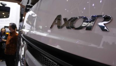GIICOMVEC 2018 : Mercedes-Benz Resmi Luncurkan Axor 2528 R CKD GIICOMVEC 2018 : Mercedes-Benz Resmi Luncurkan Axor 2528 R CKD
