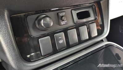 First Impression Review Mitsubishi Outlander PHEV 2018 First Impression Review Mitsubishi Outlander PHEV 2018