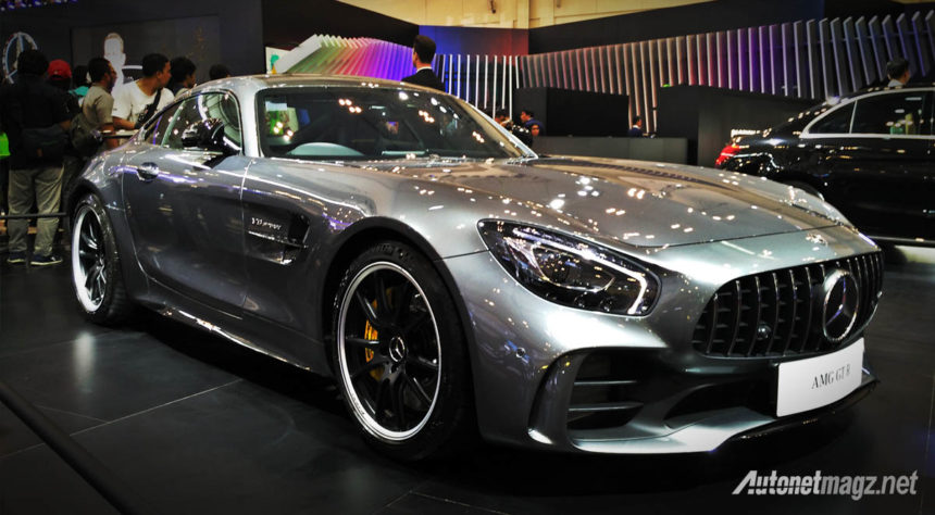 AMG Pikirkan Model Sport Baru, Rival Porsche Cayman? AMG Pikirkan Model Sport Baru, Rival Porsche Cayman?