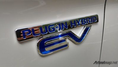 First Impression Review Mitsubishi Outlander PHEV 2018 First Impression Review Mitsubishi Outlander PHEV 2018