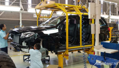 Tur Pabrik Mercedes-Benz : Sedan, SUV dan Truk pun Kini CKD Tur Pabrik Mercedes-Benz : Sedan, SUV dan Truk pun Kini CKD