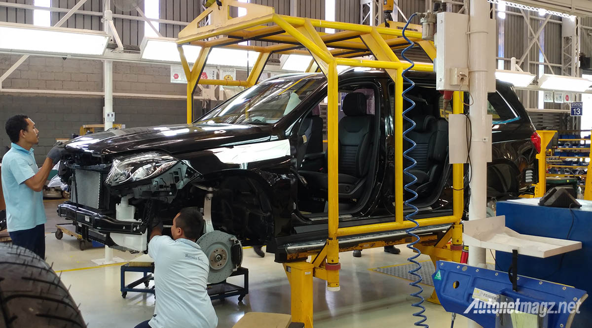 Mercedes-Benz, proses perakitan mercedes benz gle400 wanaherang bogor indonesia: Tur Pabrik Mercedes-Benz : Sedan, SUV dan Truk pun Kini CKD