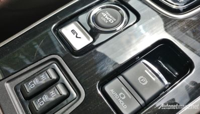 First Impression Review Mitsubishi Outlander PHEV 2018 First Impression Review Mitsubishi Outlander PHEV 2018