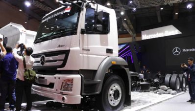 GIICOMVEC 2018 : Mercedes-Benz Resmi Luncurkan Axor 2528 R CKD GIICOMVEC 2018 : Mercedes-Benz Resmi Luncurkan Axor 2528 R CKD