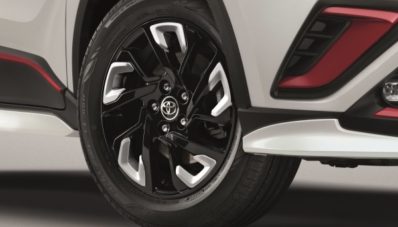 Seperti Inilah Sosok Toyota C-HR Thailand Yang Full Aksesoris Seperti Inilah Sosok Toyota C-HR Thailand Yang Full Aksesoris