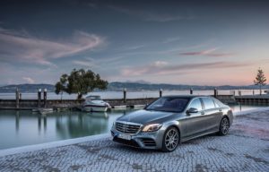 Daimler Dan Geely Kerjasama Garap Layanan Ride-Hailing Daimler Dan Geely Kerjasama Garap Layanan Ride-Hailing