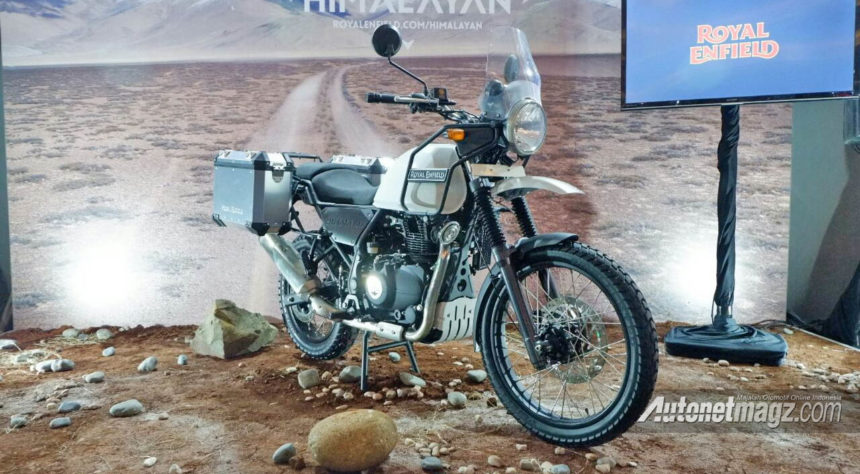 royal enfield himalayan competitors