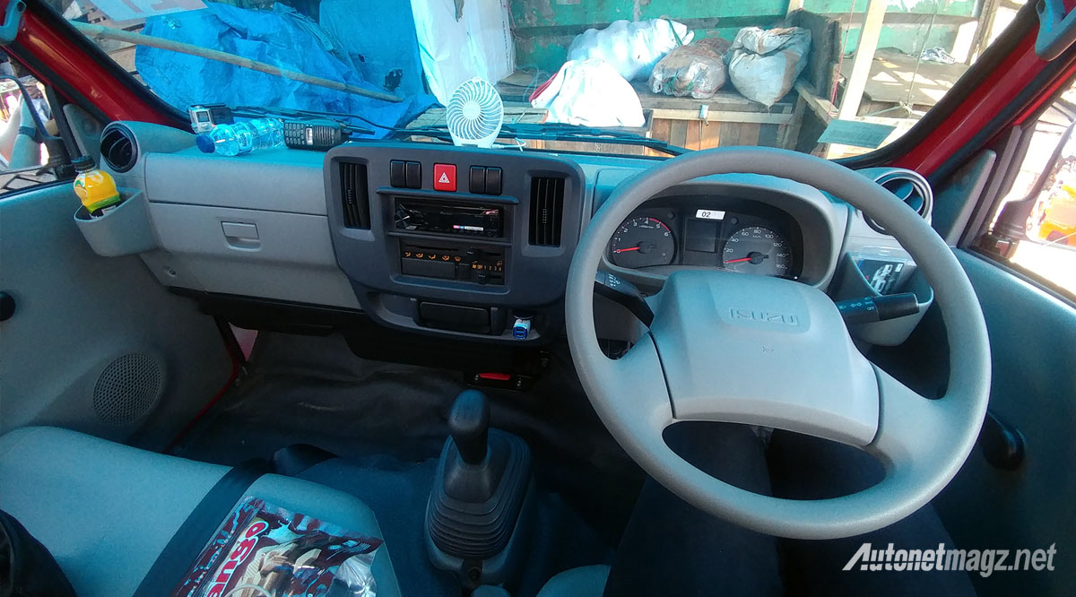 Isuzu, interior isuzu traga: Isuzu Traga 2018 Review : Seru Juga Jajal Pick-Up
