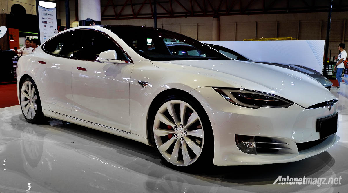 International, tesla model s p100d indonesia: Tesla Salahkan Bosch Atas Recall 125 Ribu Model S