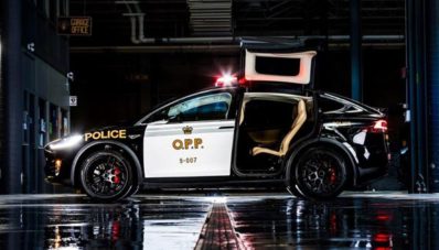 Polisi Swiss Gantikan Mobil Diesel Dengan Tesla Model X