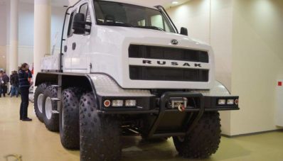 Truk Amfibi Rusak Asal Rusia Berpenggerak 8×8, Buat Medan Rusak Truk Amfibi Rusak Asal Rusia Berpenggerak 8×8, Buat Medan Rusak