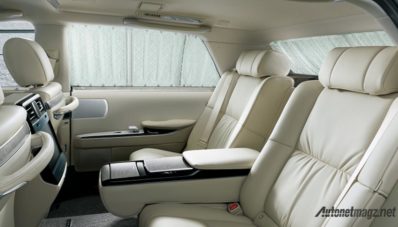 Wow, Harga Toyota Century 2 Kali Lipat Lexus LS! Wow, Harga Toyota Century 2 Kali Lipat Lexus LS!