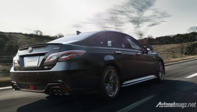 Toyota Crown 2018, Sedan Menteri Gahar dan Bertabur Teknologi Digital Toyota Crown 2018, Sedan Menteri Gahar dan Bertabur Teknologi Digital