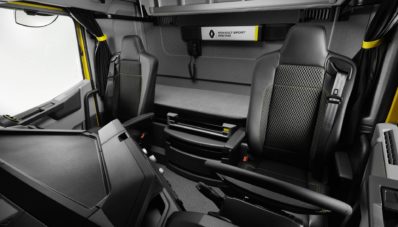 Renault T High RS Racing Edition, Untuk Kalian yang Anti Mainstream Renault T High RS Racing Edition, Untuk Kalian yang Anti Mainstream