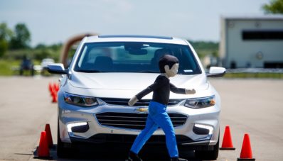 Waspada Pejalan Kaki, Truk dan SUV Berpeluang 3 Kali Membunuh Anda Waspada Pejalan Kaki, Truk dan SUV Berpeluang 3 Kali Membunuh Anda