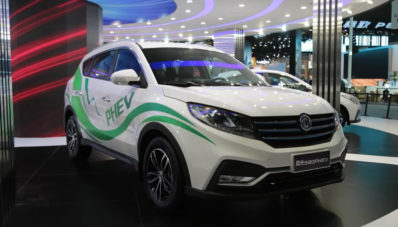 Inilah Sosok DFSK Glory 580 PHEV Yang Dijual di China Inilah Sosok DFSK Glory 580 PHEV Yang Dijual di China