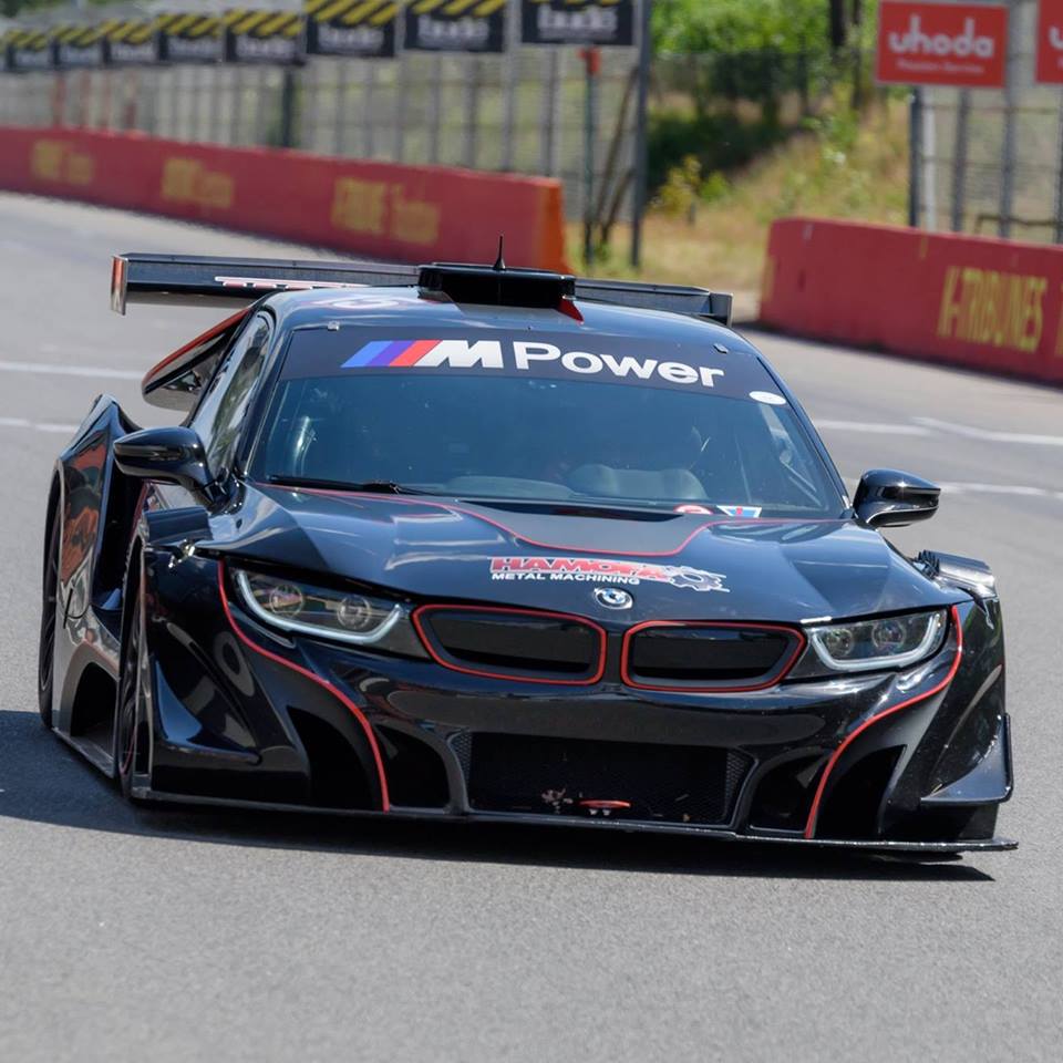 BMW i8 GTR : Hybrid? Nehi, V8 Powaaa... - AutonetMagz