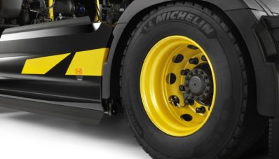 Renault T High RS Racing Edition, Untuk Kalian yang Anti Mainstream Renault T High RS Racing Edition, Untuk Kalian yang Anti Mainstream