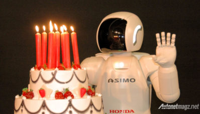 Honda ASIMO Akhirnya Stop Dikembangkan, Tapi… Honda ASIMO Akhirnya Stop Dikembangkan, Tapi…