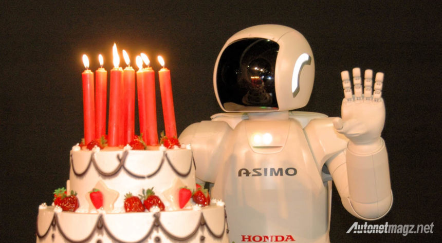 Honda ASIMO Akhirnya Stop Dikembangkan, Tapi… Honda ASIMO Akhirnya Stop Dikembangkan, Tapi…