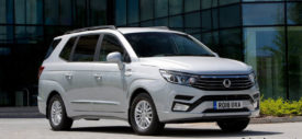 ssangyong turismo 2018 photo