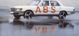 2519d737-mercedes-abs-40years-01