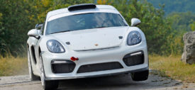 1200px-Porsche_953_front_side