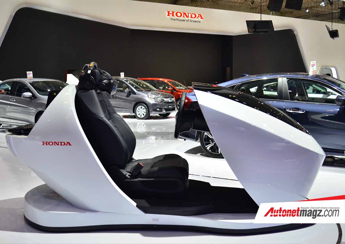Berita, Honda Simulator di Booth Honda GIIAS 2018: Honda Hadirkan Honda Sensing Simulator di GIIAS 2018