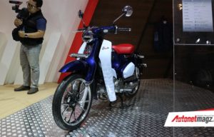 Honda Super Cub 125 CBU Thailand Diluncurkan di GIIAS 2018 Honda Super Cub 125 CBU Thailand Diluncurkan di GIIAS 2018