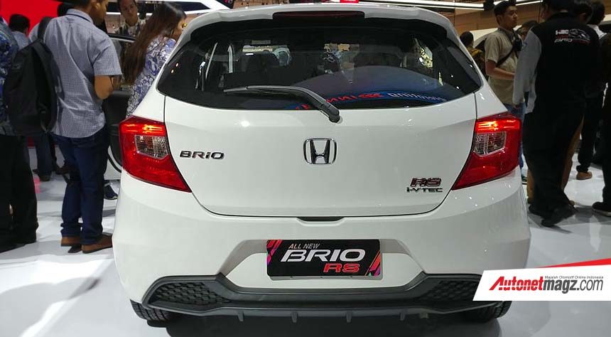 Honda Brio Belakang