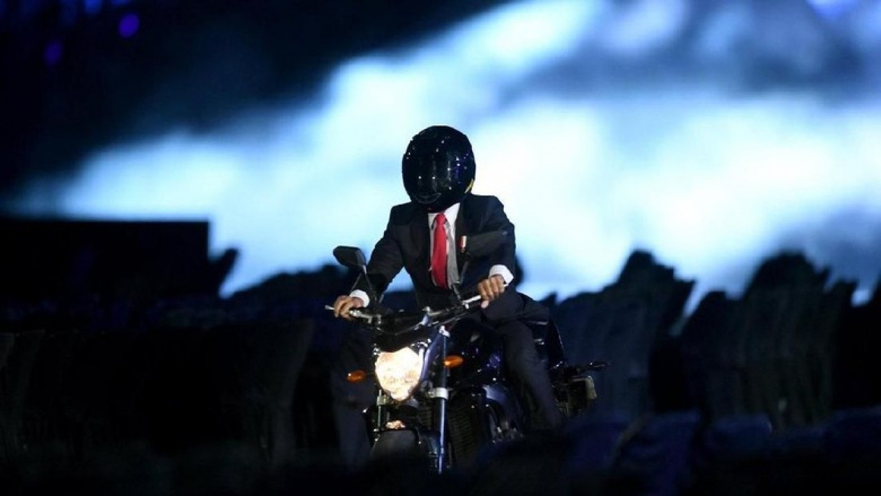 Berita, Yamaha FZ1 Jokowi: Mengenal Yamaha FZ1 : Motor Jokowi di Opening Asian Games 2018, Bukan Byson Modif!!